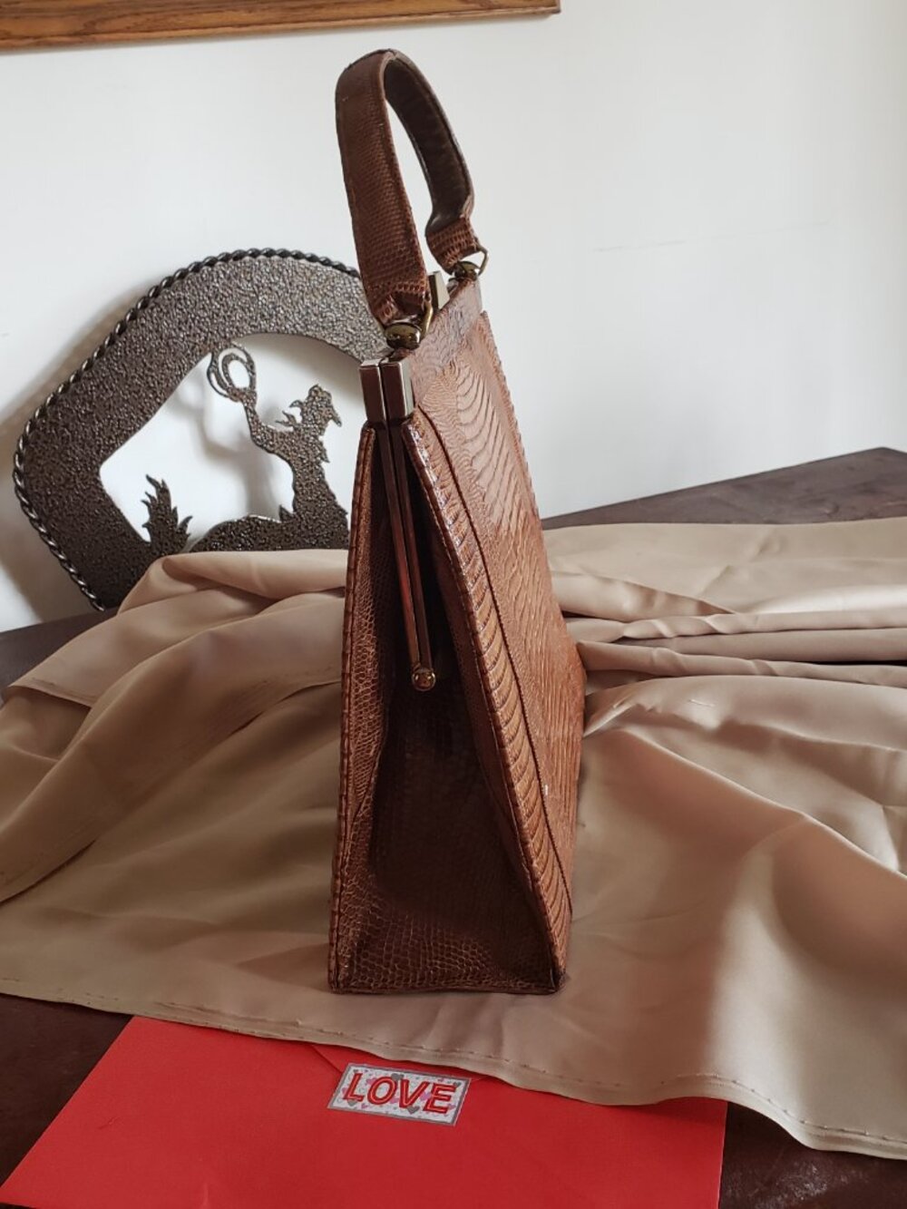 VINTAGE BELLESTONE BAGS INC. CLASSIC LIZARD SKIN DRESS PURSE - Picture 5 of 13